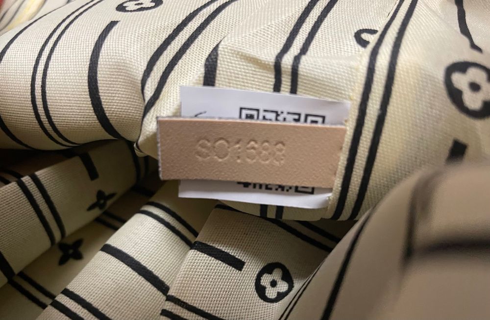 Geanta Louis Vuitton