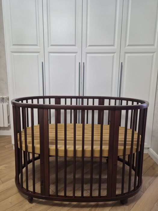 Детская кроватка (манеж) Stokke Sleepi!