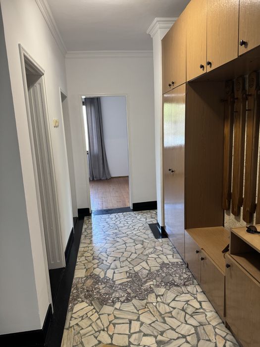 Дава се под наем Тристаен апартамент в с. Белащица, Област Пловдив - 82 кв.м за 510 € - Снимка #9