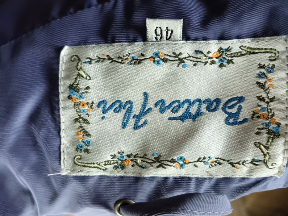 Осеннее весенний плащ