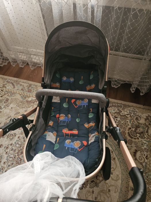 Продам детскую коляску