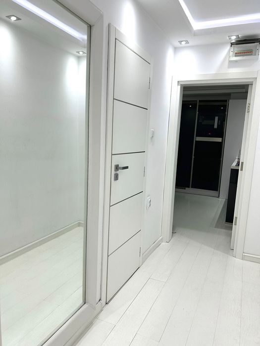 Дава се под наем Двустаен апартамент в Бургас, Изгрев - 48 кв.м за 598.23 € - Снимка #7