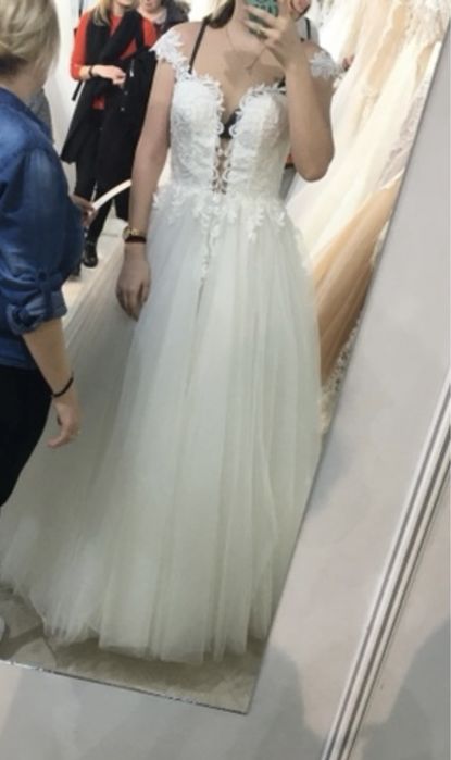 Rochie de mireasa noua cu eticheta plus voal cadou