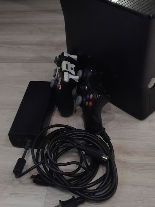 XBOX 360 slim рабочий