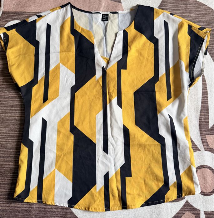 Пакет дамски дрехи + аксесоари S/M – изгодно