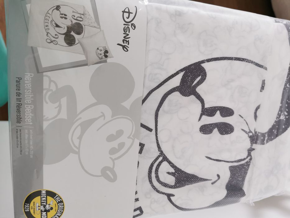 Lenjerie de pat - Mickey Mouse - Reversibila / cu 2 fete