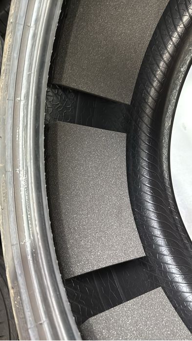 Anvelope de iarna 285/35 R22