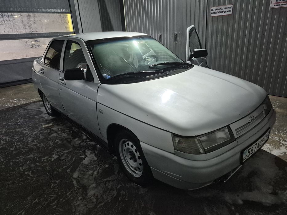 Продам машину ваз 2110