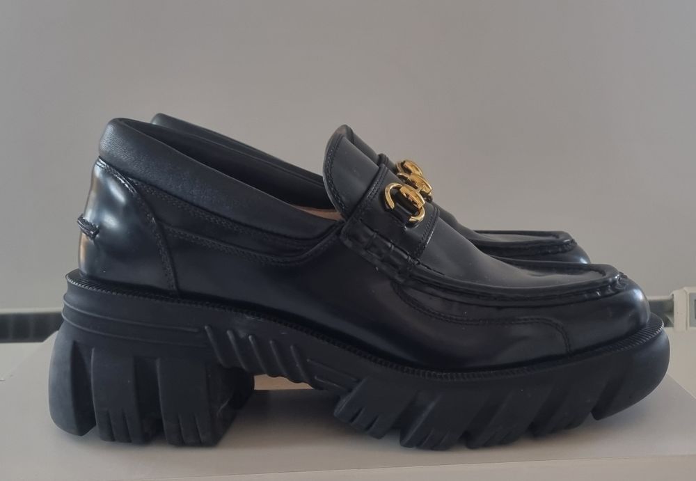 Gucci класически мокасини в модерна версия