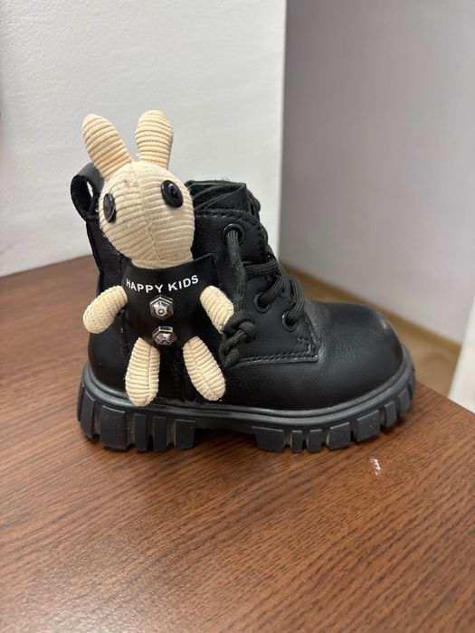 Детски зимни боти