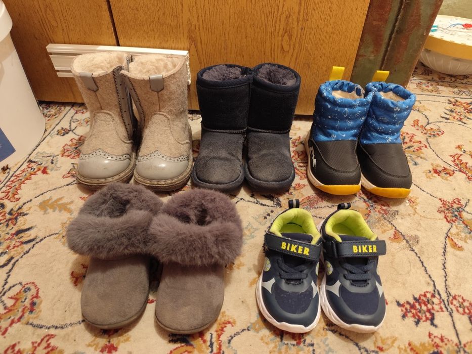 детская обувь сапоги кроссовки угги