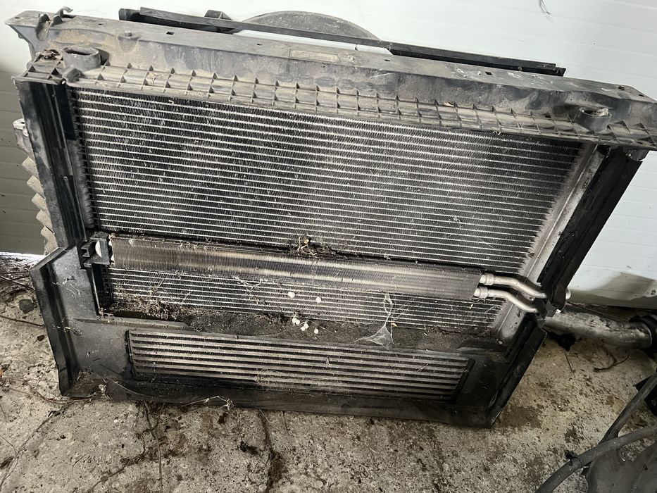 Radiator apa clima intercooler difuzor  cadru suport bmw e65 e66 730d