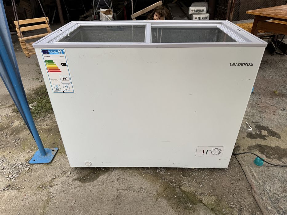 Витринный морозильник