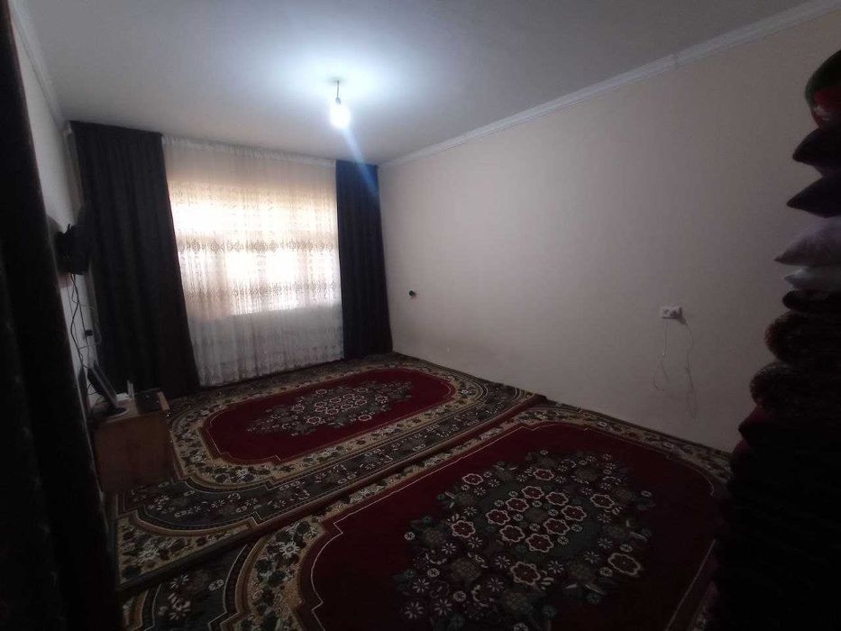 Kvartira sotiladi Oxangaron evalakda