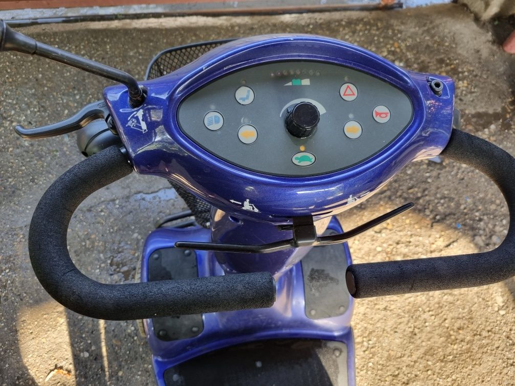 scuter electric cu 3 roti olx