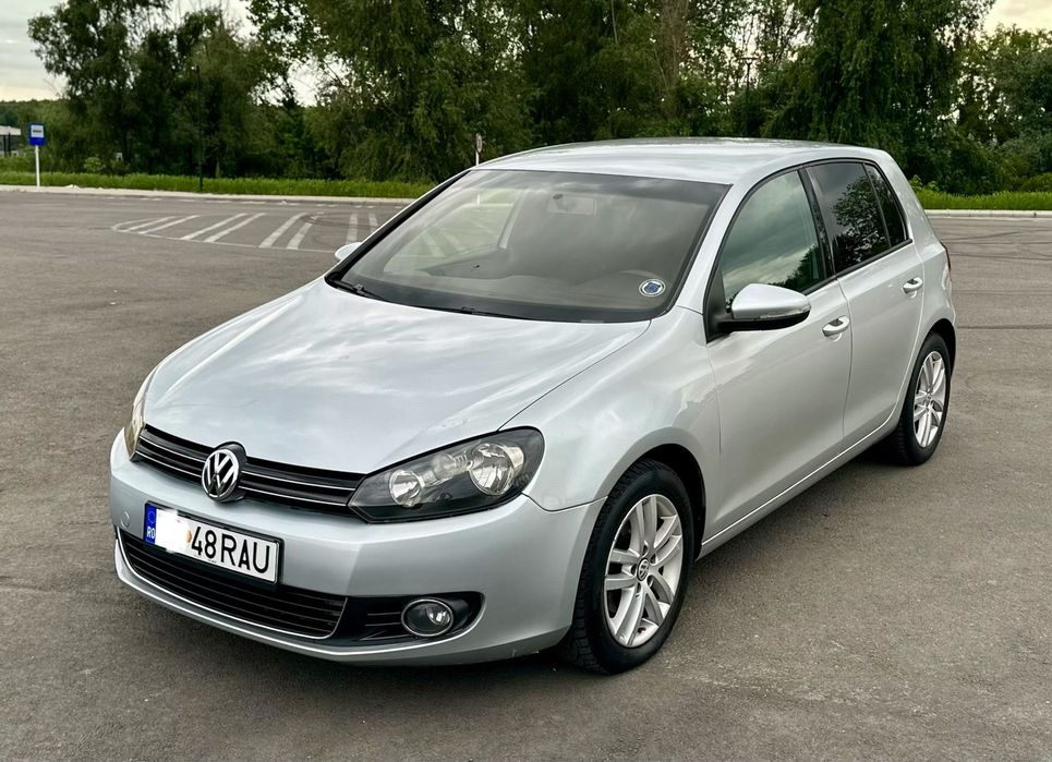 VOLKSWAGEN Golf 2010