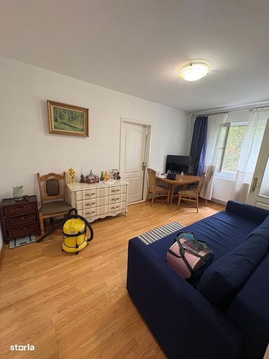 2cam nd 30 mp zona primaverii se vinde mob si utilat 72.000 euro