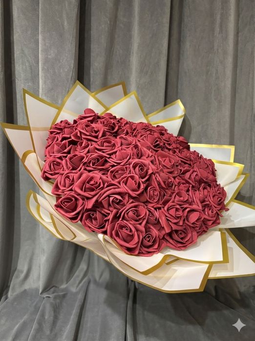 101 изкуствени рози ръчна излаботка