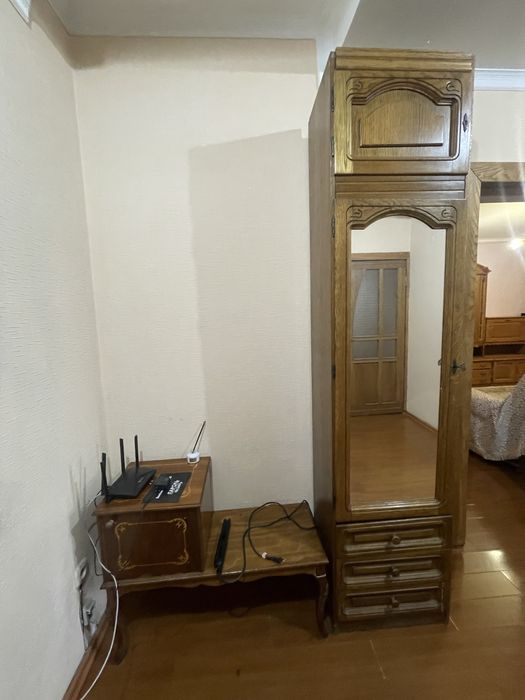 Продам прихожую б/у