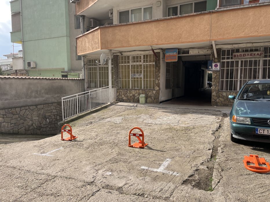 Дава се под наем Гараж / Паркомясто в Стара Загора, Аязмото - 15 кв.м за 40.8 € - Снимка #1