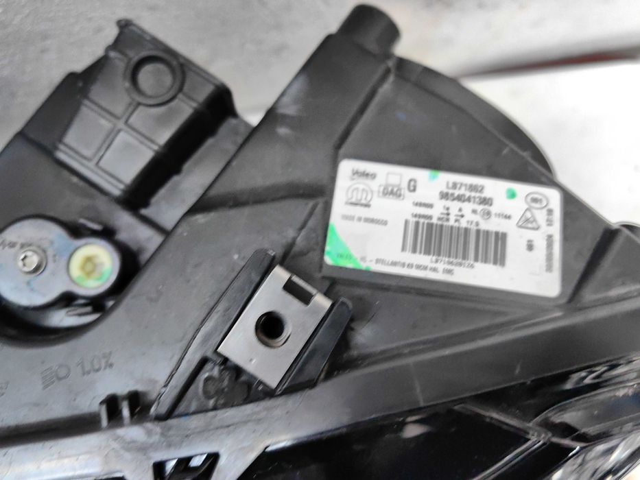 Оригинален фар Fiat Doblo Citroen Berlingo Partner