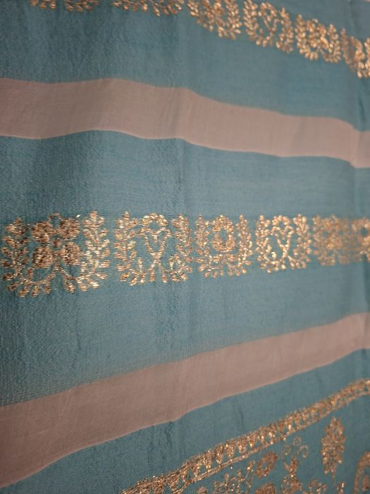 Sal indian turquoise cu auriu