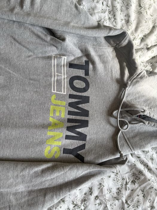 Tommy hilfiger худи