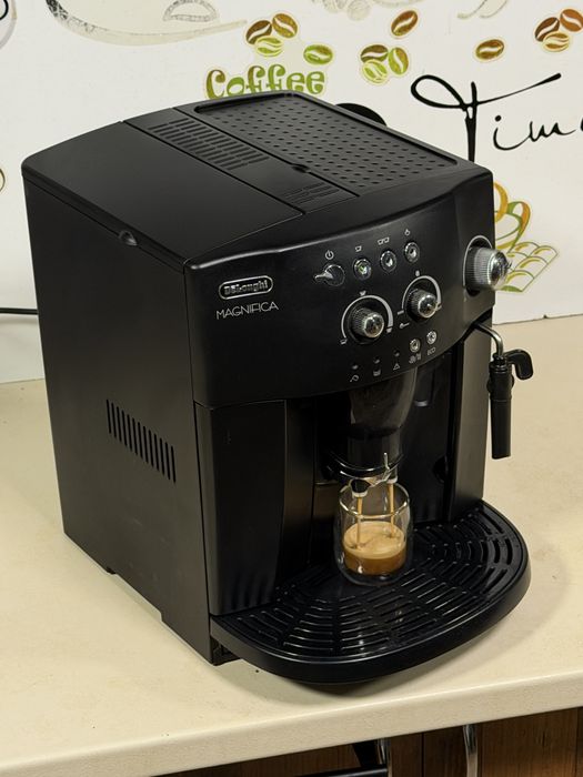 Кафемашина кафе автомат delonghi magnifica с гаранция