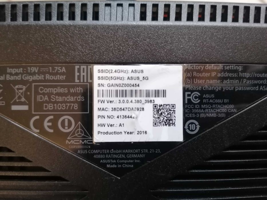 Router WiFi ASUS RT-AC66U, AC1750 dual band Gigabit