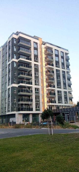 Продава се Едностаен апартамент в Пловдив, Кючук Париж - 35 кв.м за 1486 €/кв.м - Снимка #1