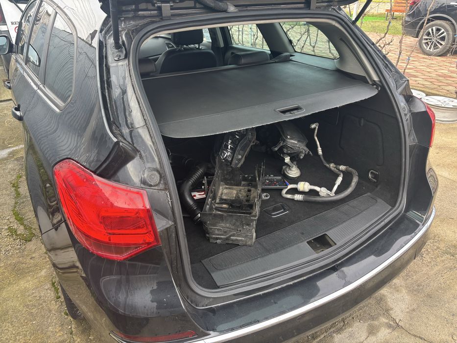 Rulou portbagaj  opel astra j facelift  2017 break