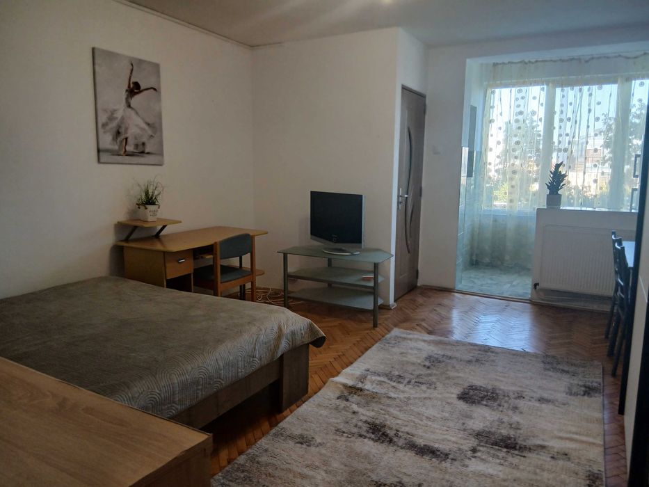 Proprietar inchiriez apartament cu 1 camera