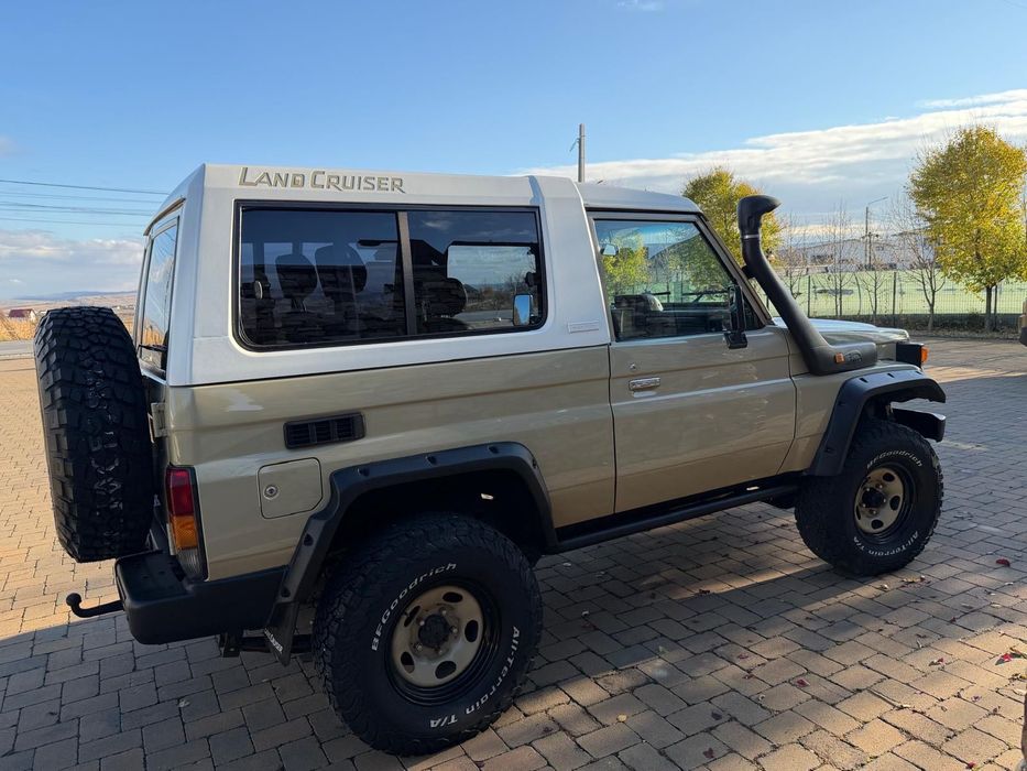 Toyota Land Cruiser 4.2 HZJ 73 Heavy Duty autoutilitara