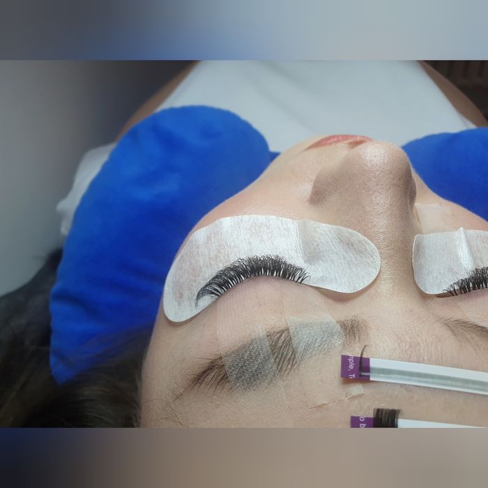 Наращивание ресниц