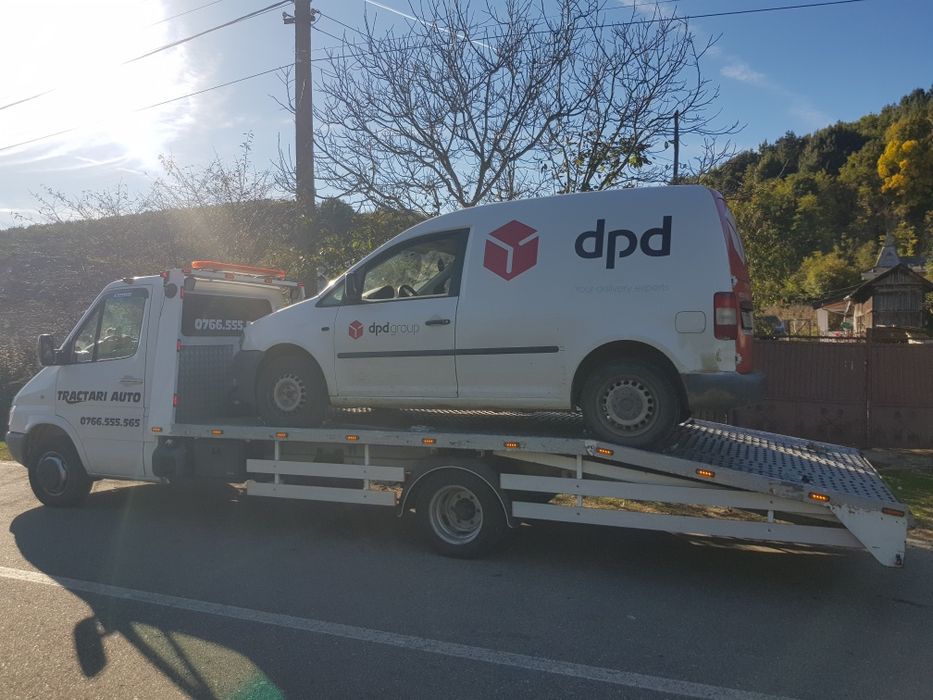 TRACTARI AUTOAutoplatforma.  Platforma. MASINA LA SCHIMB