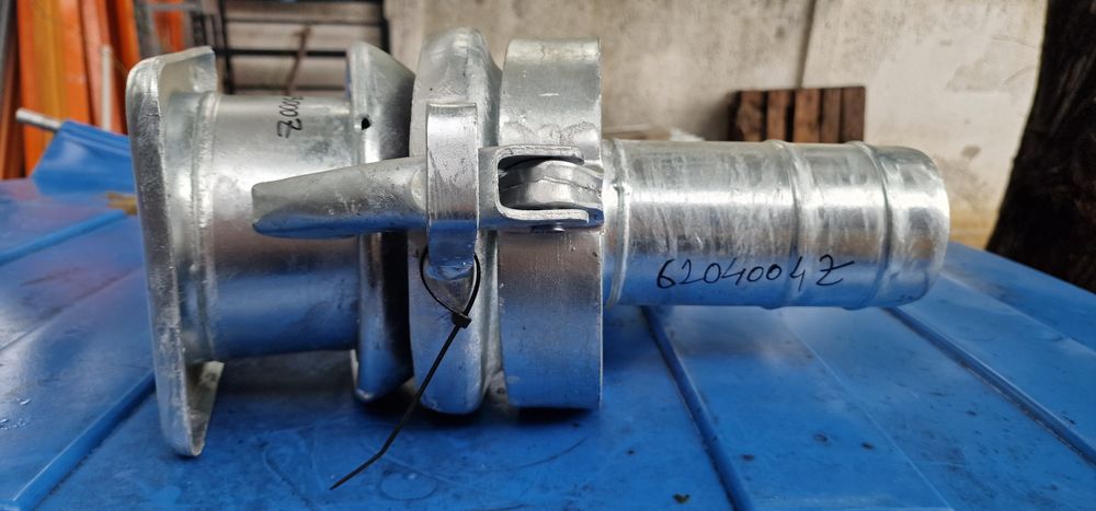 Mufa vidanja 6 toli cu flansa redusă cu ieșire struț mama 4 toli impor