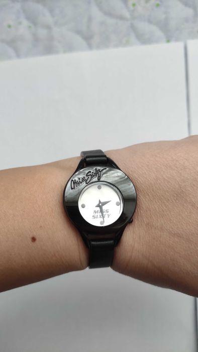Часовник и колие Miss Sixty