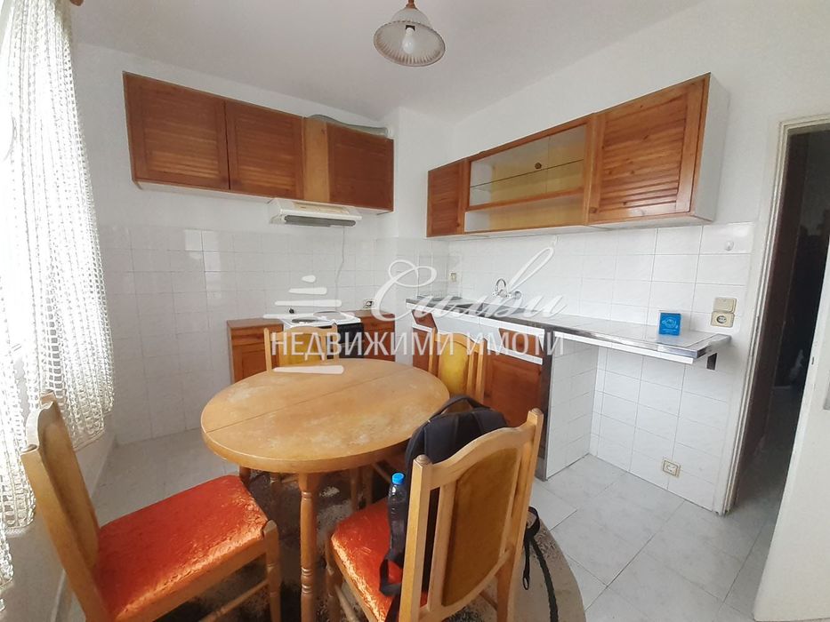 Дава се под наем Двустаен апартамент в Шумен, Добруджански - 65 кв.м за 229.5 € - Снимка #6