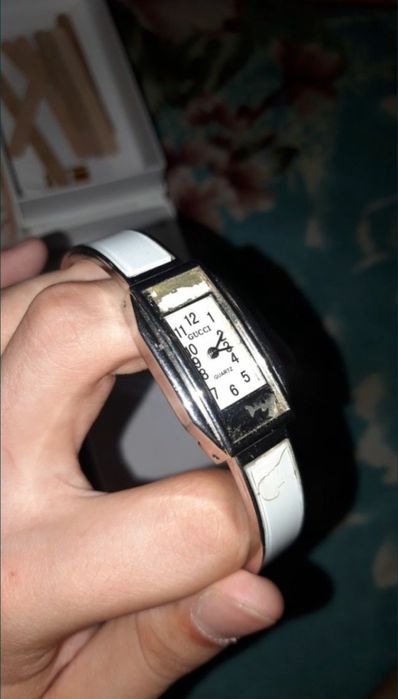 Часы GUCCI Quartz