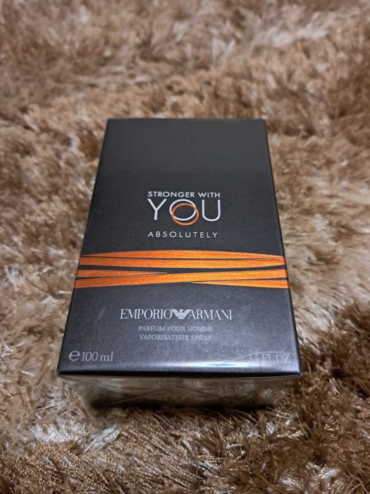 Vand parfum Armani Stronger with You Absolutely