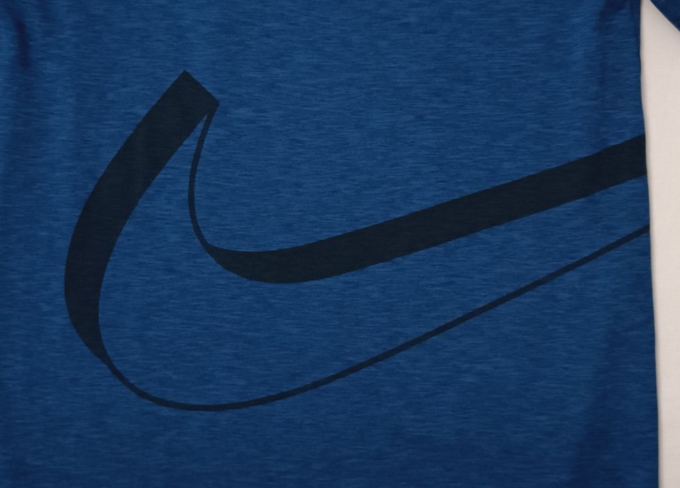 Nike DRI-FIT Breathe Tee оригинална тениска ръст 147-158см Найк спорт