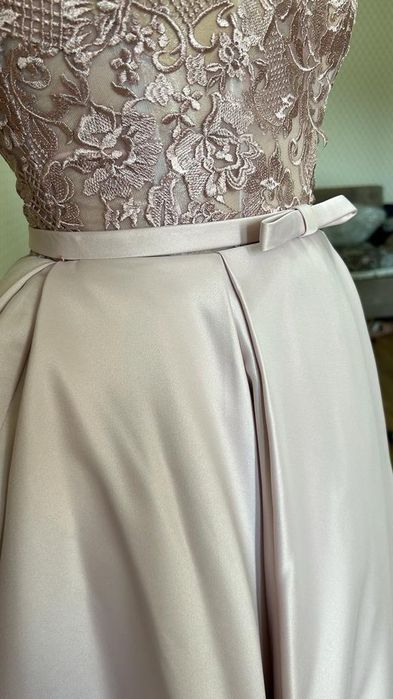 Продам платье вечернее