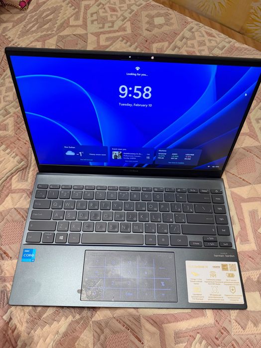 ноутбук Asus Zenbook