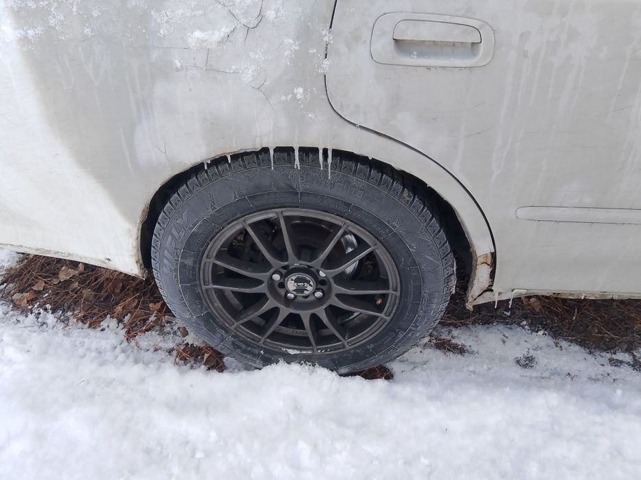 Титанки R16 Ипсун Виндом Марк Камри Хонда Ниссан Субару Карина Е