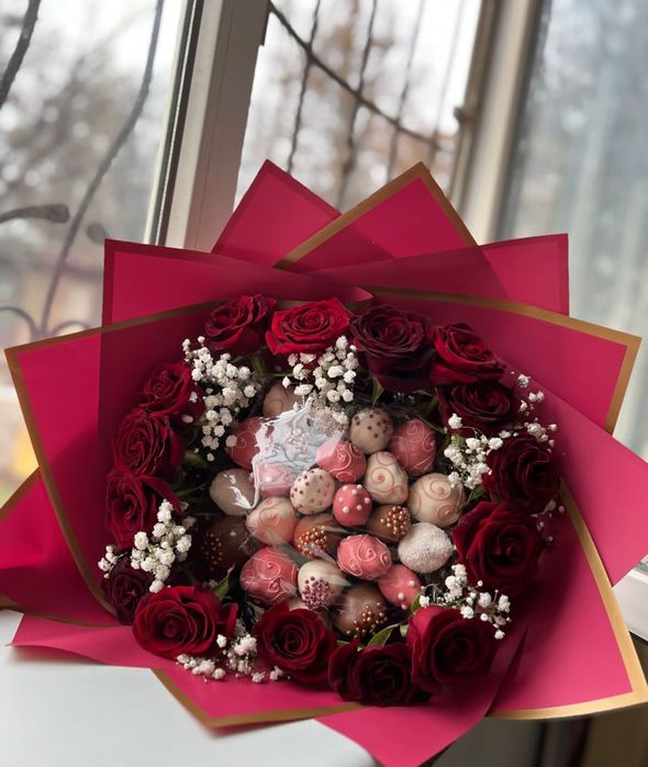 Подарок 8 марта клубника в шоколаде букет бокс маме сестре круглосуточ