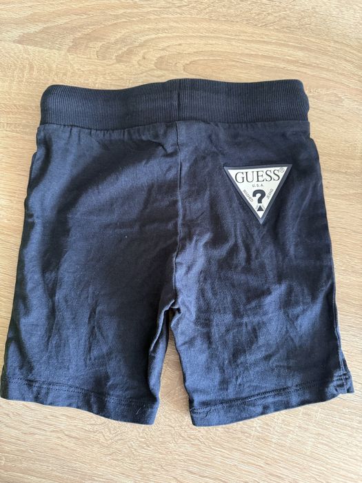 Guess къси панталони за момче, 3 г