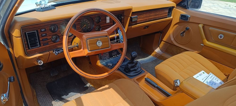Ford Mustang mașină de epocă