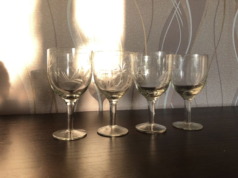 Бокалы для вина