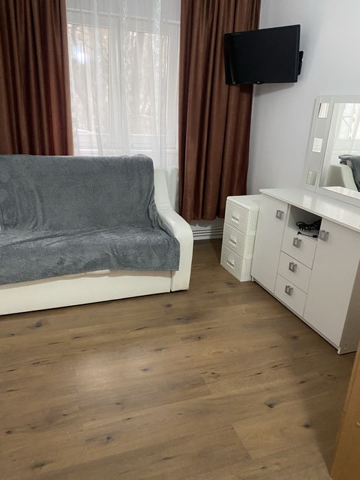 PERSOANA FIZICA Inchiriez apartament