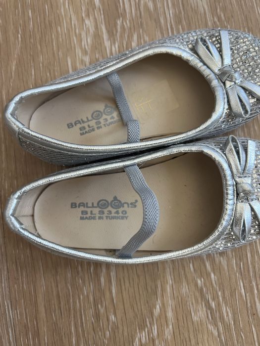 Туфли на девочку